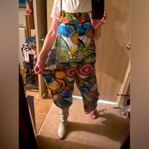 Ladies romper/jumpsuit in graphic colors. Size large.